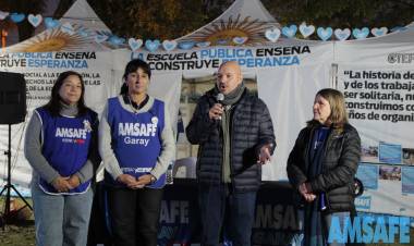 La carpa blanca de la Dignidad Docente llegó al dpto. Garay