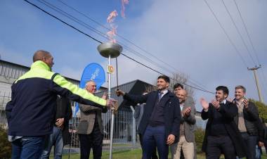 Pullaro inauguró el Gasoducto Regional Sur: “En Santa Fe la obra pública no es sinónimo de corrupción, sino de desarrollo, igualdad y trabajo”