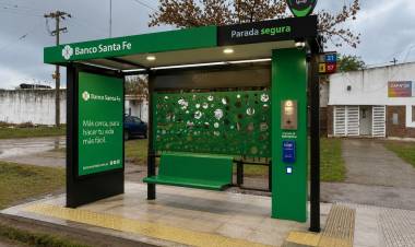 Seguridad, tecnología y transporte: impulsan un sistema de Paradas Seguras financiado por el sector privado