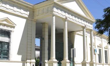 El Cementerio Municipal modificará sus horarios por el Día del Padre
