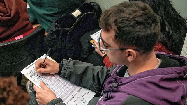 Residencias médicas en Santa Fe: casi el doble de inscriptos que el año pasado pese al desfinanciamiento nacional