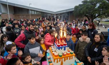 La Esquina Encendida y El Alero Coronel Dorrego celebran sus cumpleaños