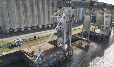 Pullaro impulsa una inversión sin precedentes para transformar el Puerto Santa Fe