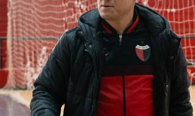 Medrán, tras la goleada de Colón: "Esto ilusiona, pero hay que mantener la calma"
