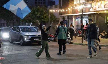 La Municipalidad recolectó más de 3.800 kilos de residuos tras los festejos por el triunfo de la Selección Argentina