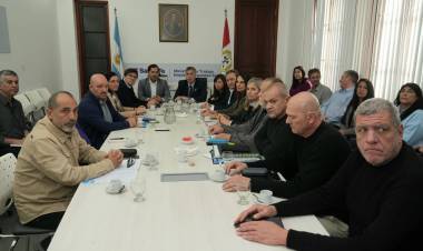 Se reabrió la paritaria docente y la semana próxima se avanzará en definiciones de la política salarial