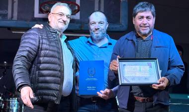 Calvo acompañó los festejos de los 90 años de Peñarol de Rafaela
