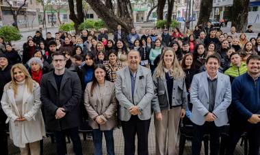 La Municipalidad entregó más de 300 certificados por cursos de capacitación en Capital Activa