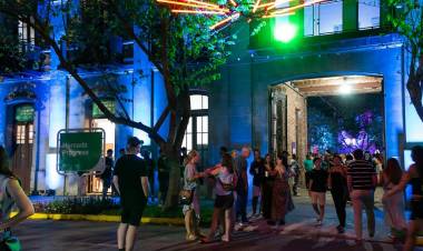 La Municipalidad convoca a elencos para una nueva edición de Teatro en el Mercado