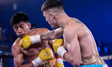 ¨El Rusito¨ sigue siendo el campeón: Alan Crenz retuvo por KO su título latino superligero FIB 