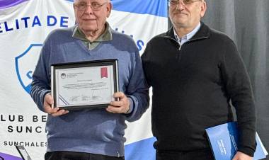 Calvo participó de la celebración del 85 aniversario del Bocha Club Sarmiento de Sunchales