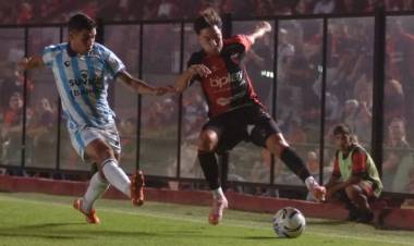 Delfino, tras la derrota de Colón: "En esta categoría, lo que te lleva a ganar son los duelos individuales"