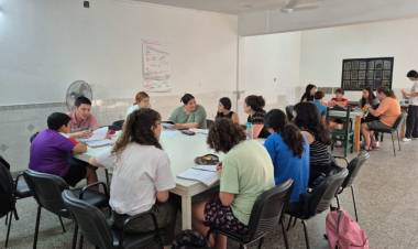 Plan FinEs 2026: desde hoy y hasta el 23 de septiembre estudiantes de escuelas santafesinas podrán inscribirse para terminar la secundaria