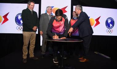 Rosario firmó el contrato que la designa sede de los Juegos Panamericanos Junior 2029