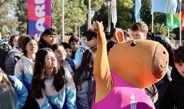 Juegos Suramericanos: más de 170.000 estudiantes de las 365 localidades verán las competencias y participará n de los Fan Fest