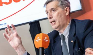 Santa Fe sostiene el equilibrio de sus cuentas corrientes y un alto nivel de inversión pública