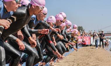 Triatlón masculino: Chile hizo historia y Santa Fe acompañó un podio lleno de emociones