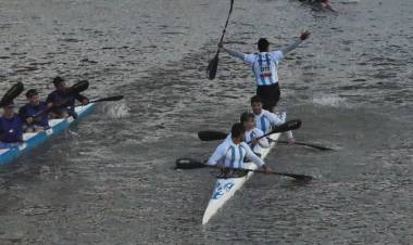 Canotaje de velocidad: Rubén Rézola fue oro en Santa Fe junto al K4 argentino