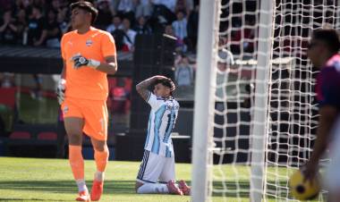 Un Coloso celeste y blanco: 40 mil personas acompañaron a Argentina hasta la plata en fútbol Suramericano