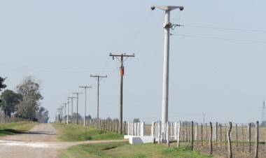 Borla anunció importante infraestructura eléctrica en una zona rural de San Justo