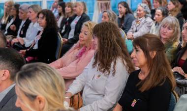 Octubre Rosa: Prevención Salud impulsó un espacio de diálogo y concientización en Santa Fe