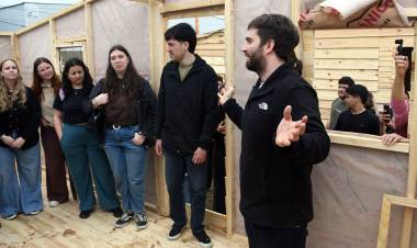 Comenzó la capacitación de voluntarios para el armado de módulos habitacionales en Alto Verde