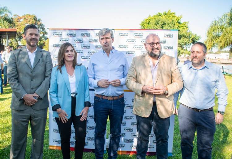 Se presentó la Mesa Juntos por el Cambio Santa Fe