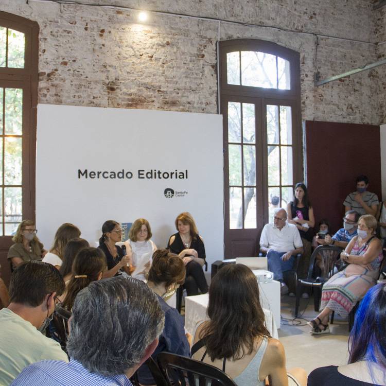 Homenaje a Beatriz Vallejos en la Sala Mercado Editorial