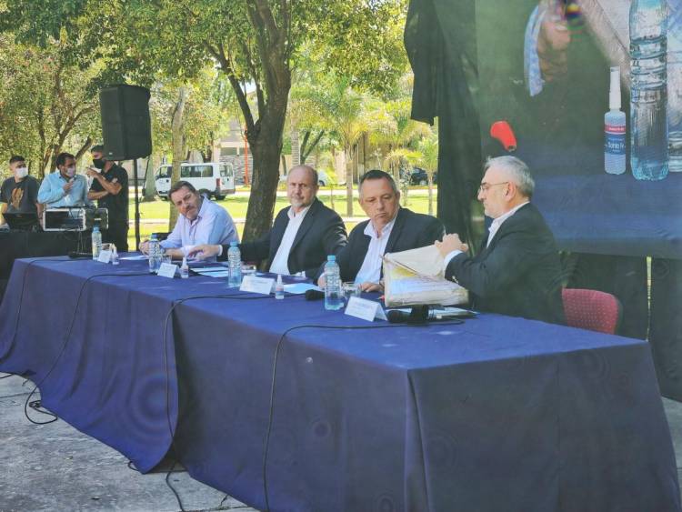 Licitaron viviendas en la localidad de Vila y la repavimntación de la ruta 70 en esa zona