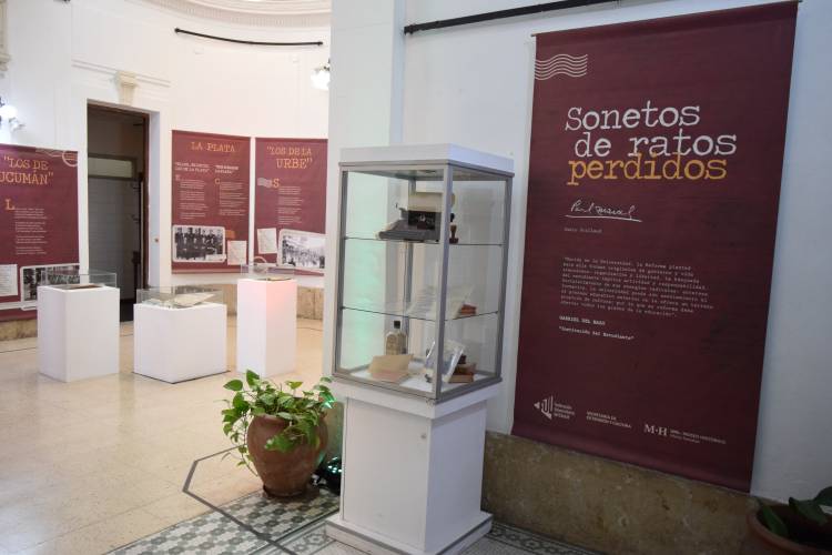 "Sonetos de ratos perdidos" se exhibe en el Museo Histórico de la UNL