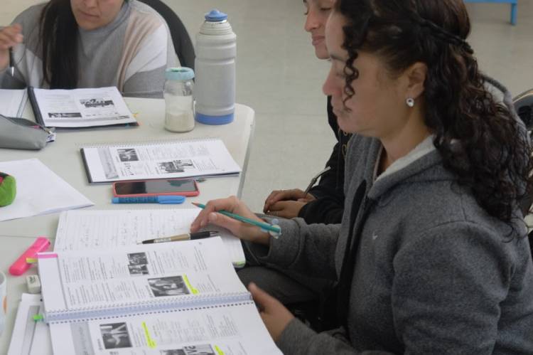 La Escuela de Idiomas del Liceo Municipal llega a los barrios