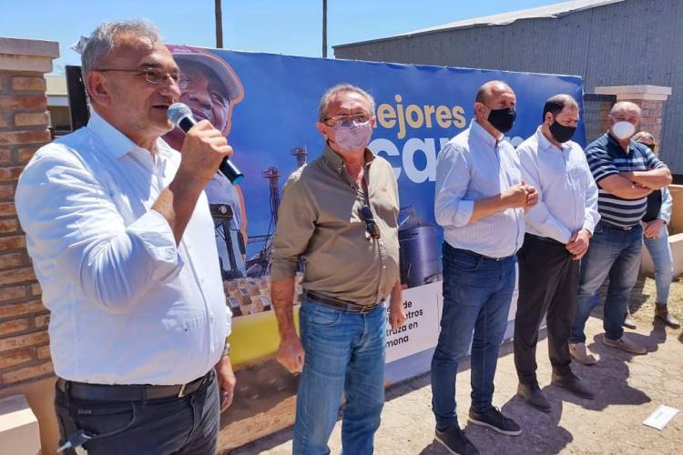 Firma de convenios del programa "Caminos de la Ruralidad" en  Ramona y Egusquiza