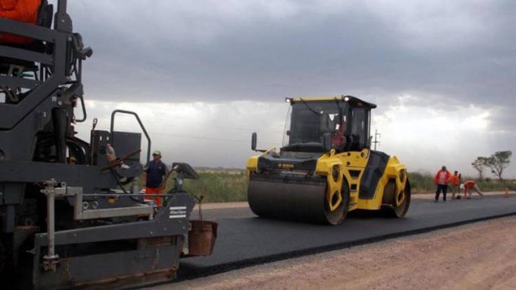 Pedido del senador Calvo para incluir en el presupuesto obras de pavimentación de distintas rutas provinciales
