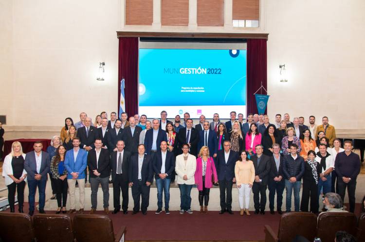 Munigestión renueva el compromiso de acompañar a gobiernos locales del sur provincial   
