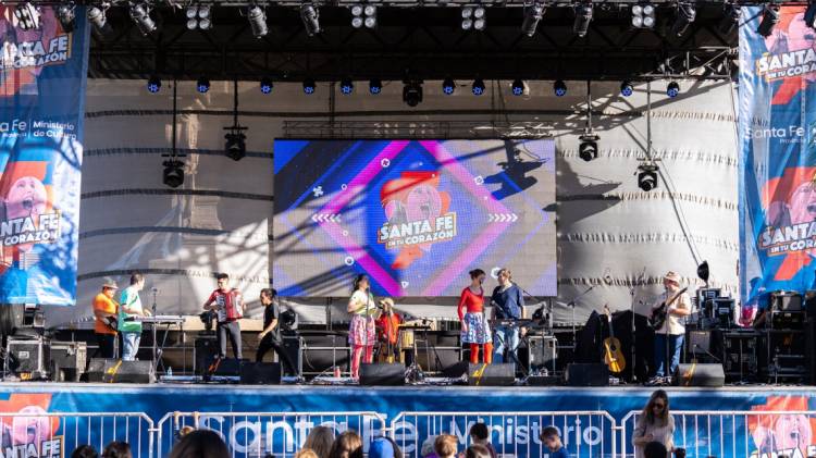 “Santa Fe en tu corazón” vuelve a Rosario de la mano de Canticuénticos