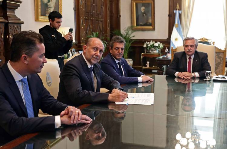 Acueducto Santa Fe - Córdoba: Perotti firmó el Convenio de Garantía entre la República Argentina y el Fondo Kuwaití