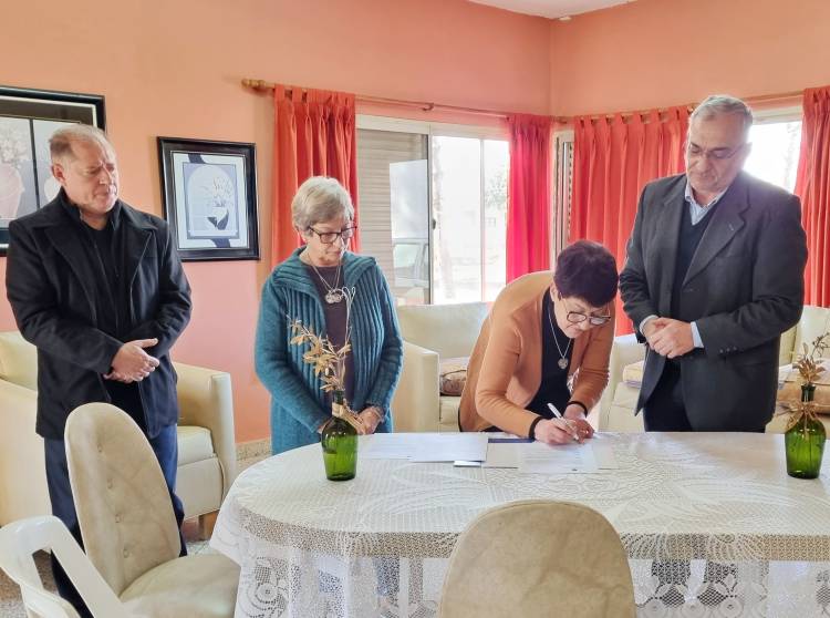 Aporte para la Casa del Abuelo "Otoño Felíz" de Sunchales