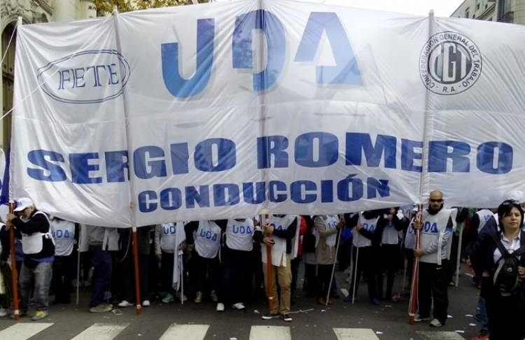 "El Presidente dio una respuesta favorable a nuestro pedido para los jubilados", explicó Romero