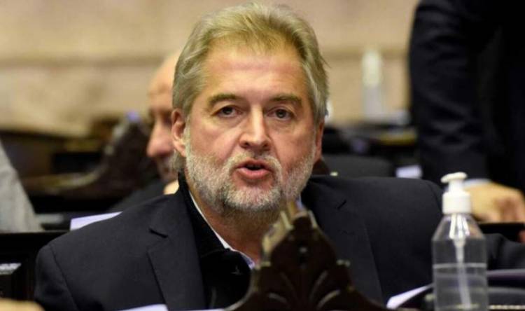 Roberto Mirabella: "Vamos a defender a Santa Fe sin importar quien sea el presidente"