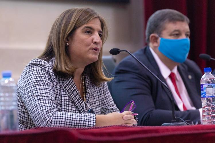 Larisa Carrera: "Luchamos todos los días por la mejora en todas las áreas de las mujeres"