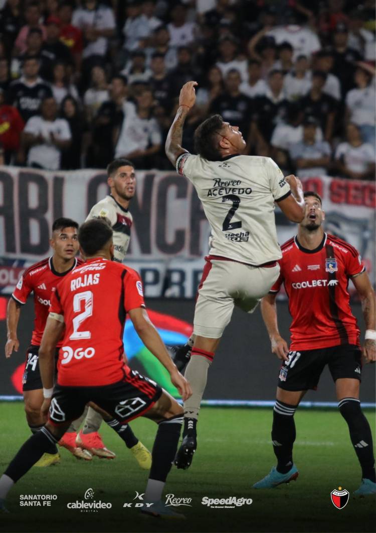 Colón pagó muy caro dos errores defensivos y cayó ante Colo Colo en Chile