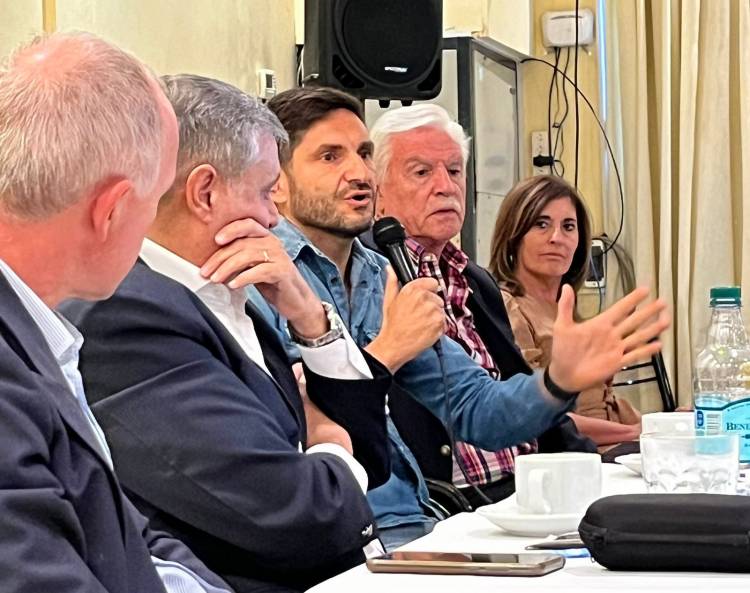 Molina y Pullaro presentaron en ADE su plan para la ciudad y la provincia del futuro