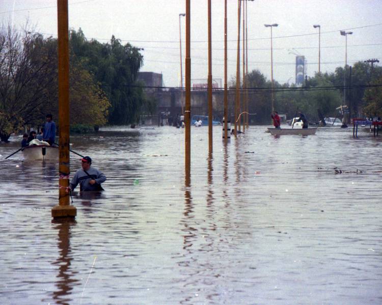 Gestionar la emergencia y repensar la ciudad en convivencia con el río