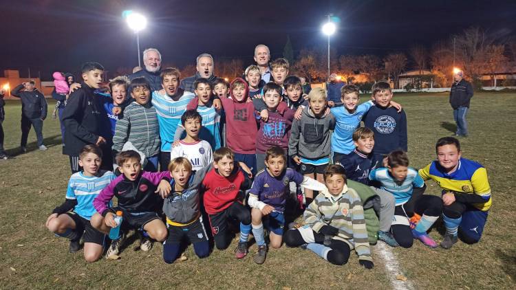 Rabbia propone modificar la legislación para beneficiar a los clubes de barrio