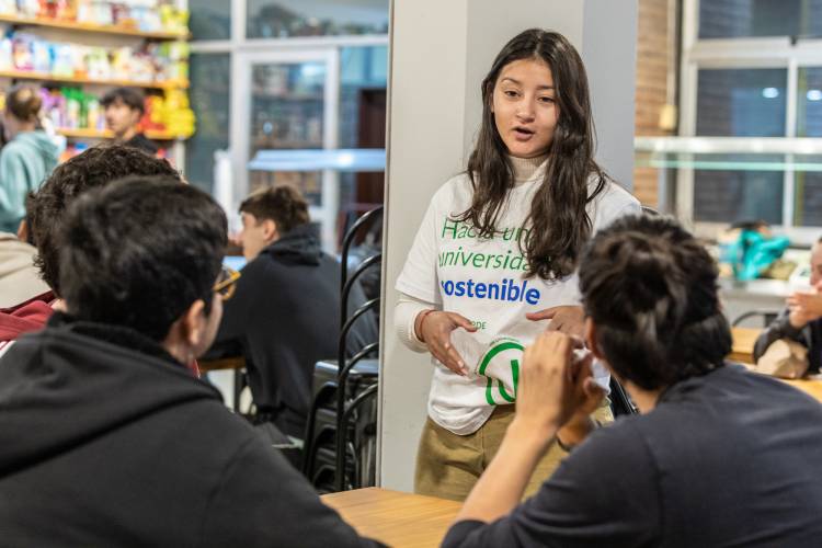FICH-UNL inició una campaña para separar residuos sólidos