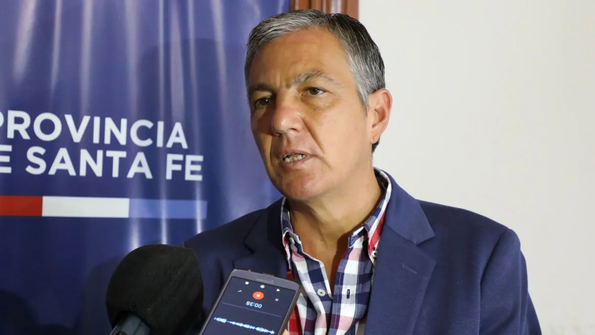 Juan Pusineri: "Estamos realizando ingenieras económicas para que no se detenga las obras publicas de la Provincia"
