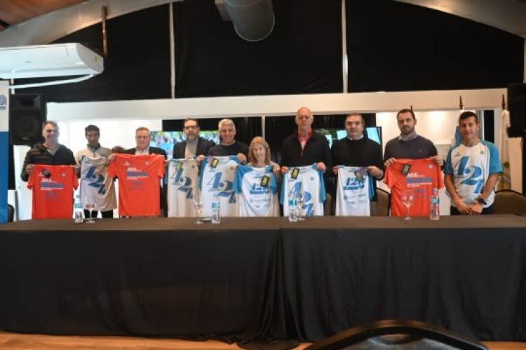 Rosario en celeste y blanco: se presentó el Maratón Internacional de la Bandera