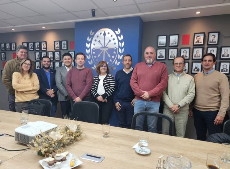 Una misión de la CAF recorrió las obras del Programa Santa Fe + Conectada