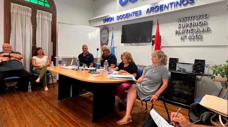 Paritaria: UDA Santa Fe dijo que la propuesta será puesta a consideración de los delegados