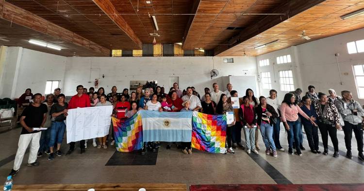 Costamagna entregó créditos a 88 pequeños y medianos productores del sur santafesino afectados por la sequía